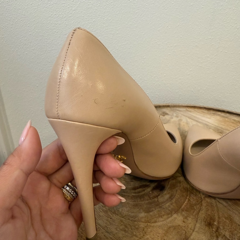 Prada Capretto Basic Leather Pumps 37 - image 8